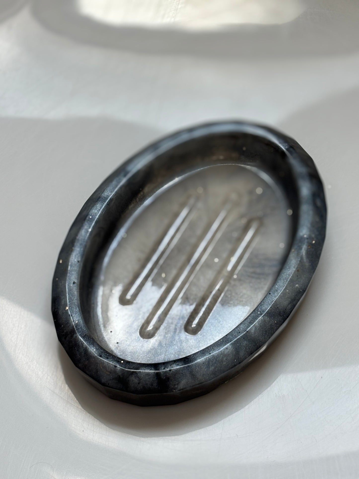 Black & White Soap Dish