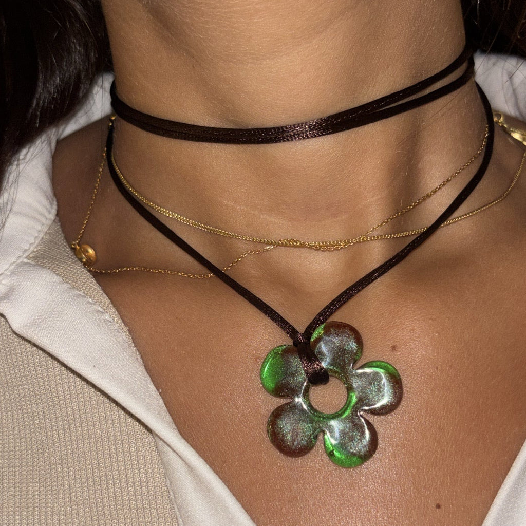 Flower Choker - Green & brown