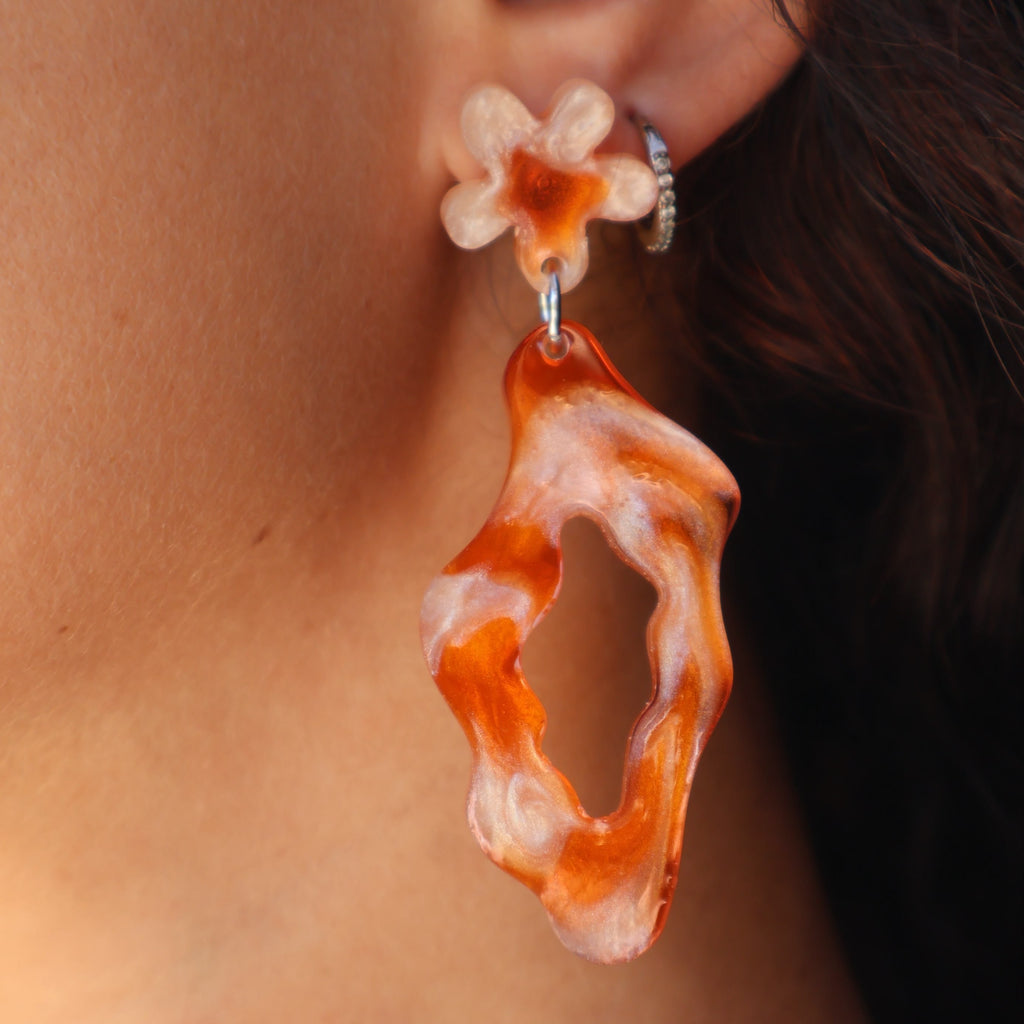Tangerine - orange & pearl beige
