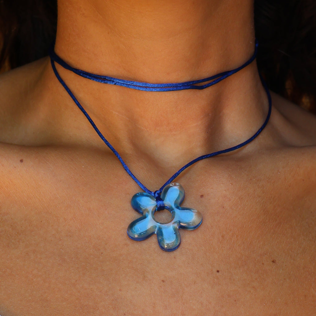 Flower Choker - Blue & Clear