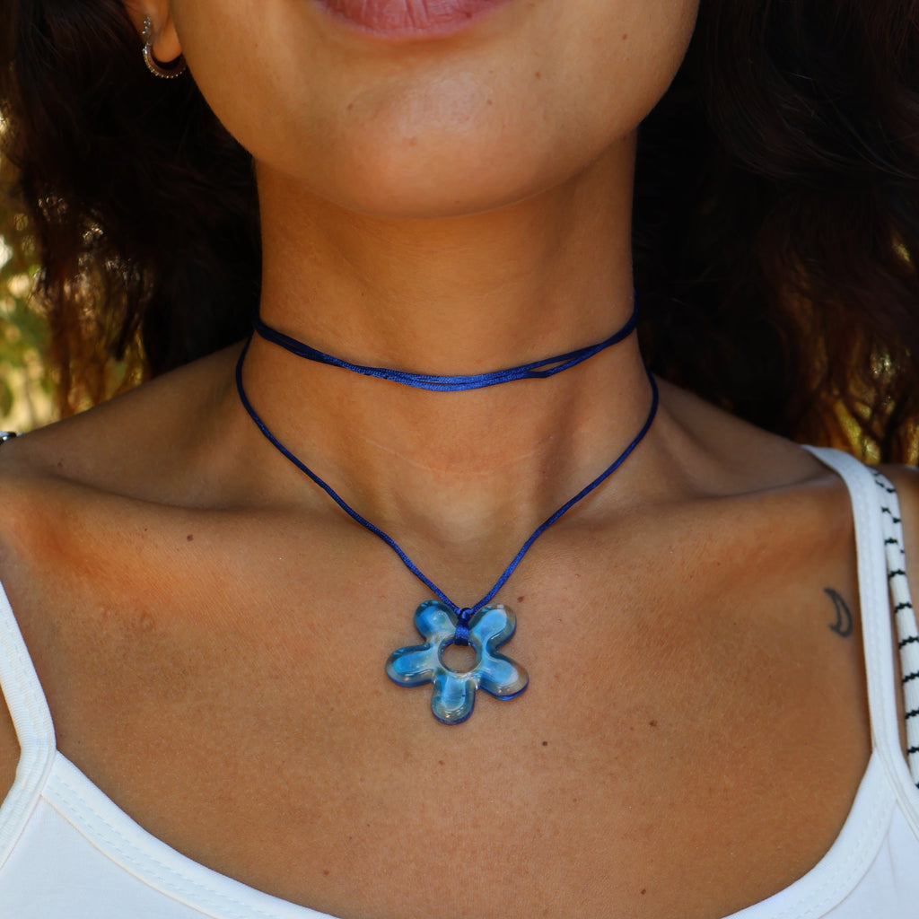 Flower Choker - Blue & Clear