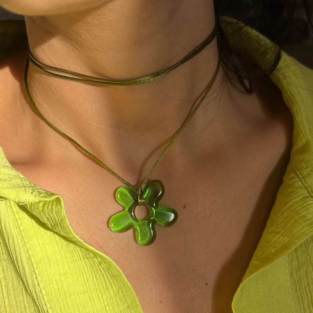 Flower Choker - Kiwi & Olive