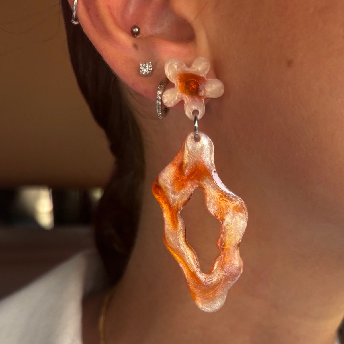 Tangerine - orange & pearl beige